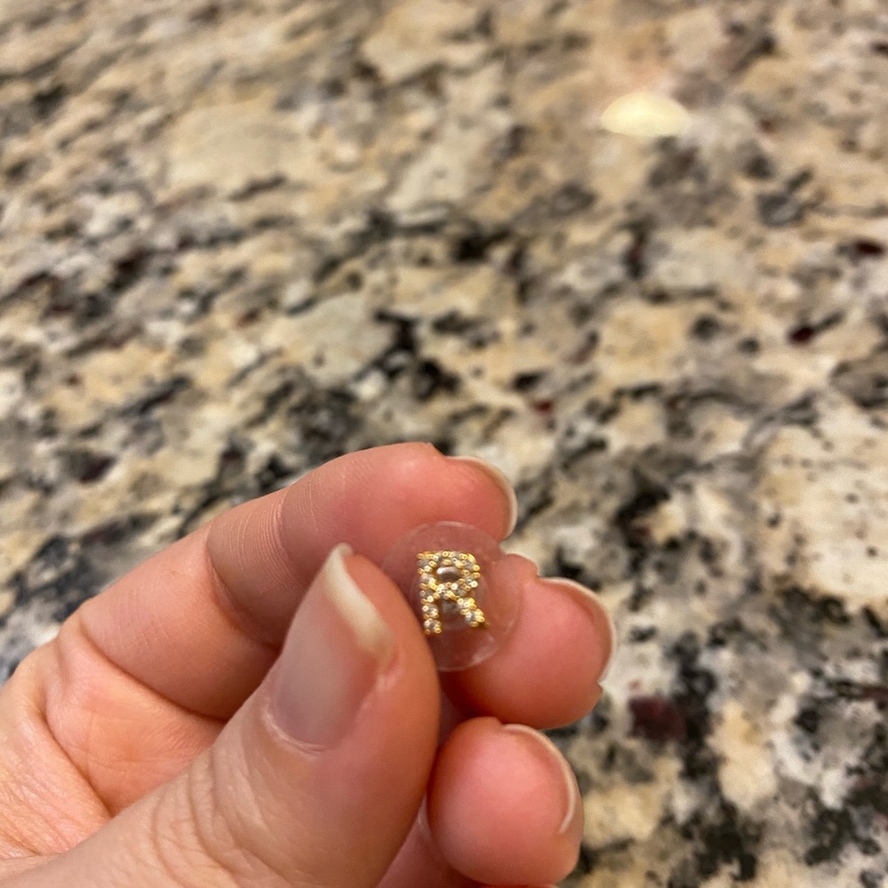 “R” initial single stud earring